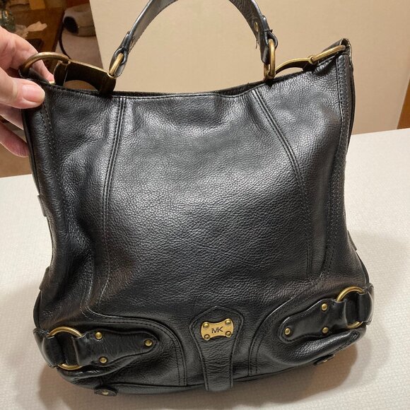 GUC Michael Kors Black Leather Shoulder bag - Picture 1 of 9